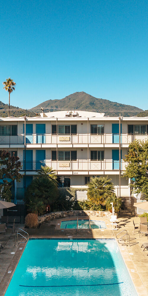 Marin Suites Hotel