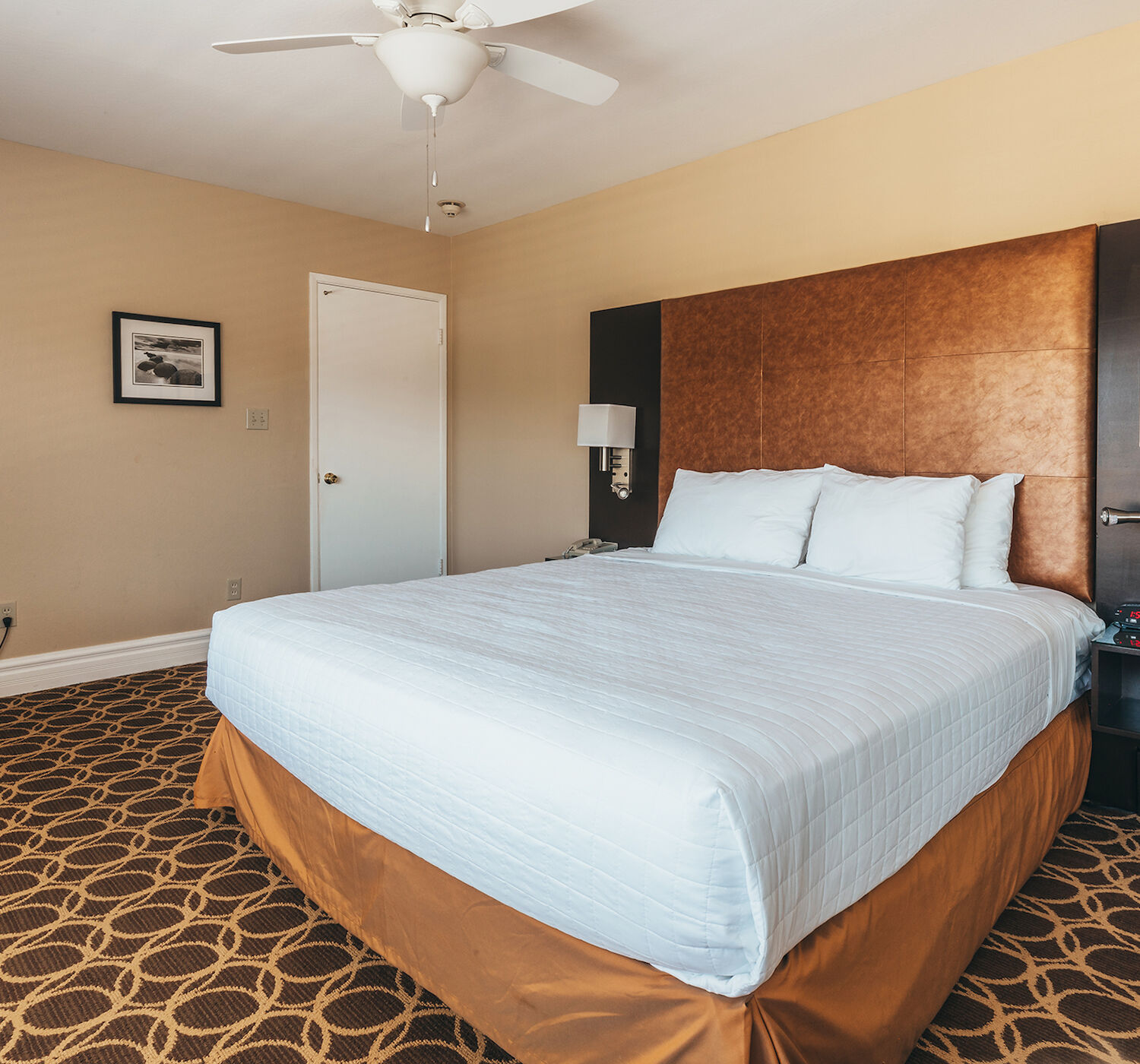 Marin Suites Hotel