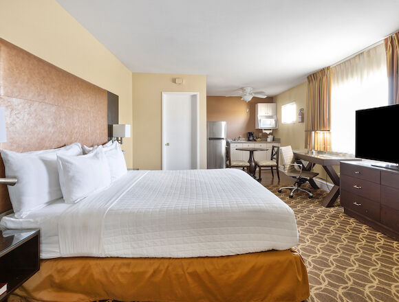 Marin Suites Hotel