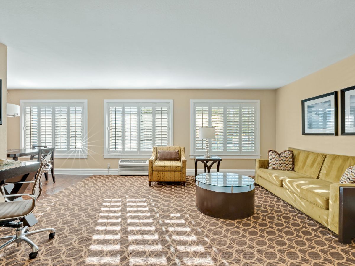 Marin Suites Hotel