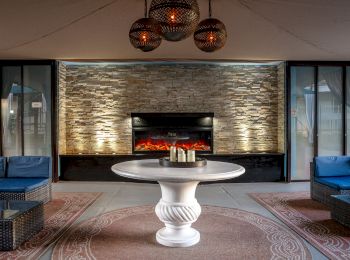outdoor common lounge space